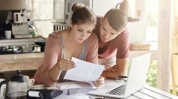 5 metode practice prin care sa iti pui finantele in ordine inainte de vacanta de vara