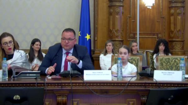 eleva clasa a cincea mesaj ministrul educatiei presiunea din scoli