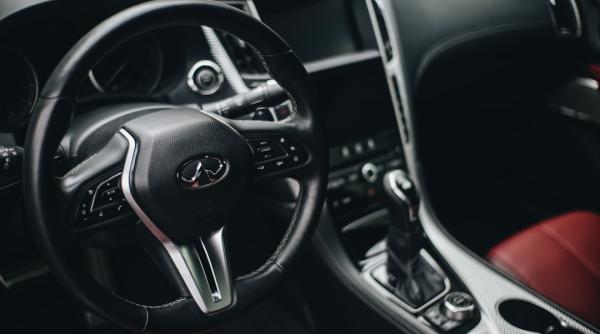 curatare interior auto solutii eficiente pentru plastic textile si piele