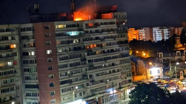 O dronă a căzut pe un bloc din Galați și a explodat. 70 de oameni au fost evacuați