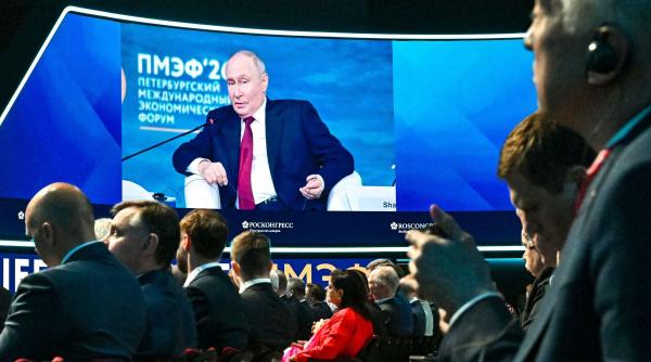 Putin a izbucnit în râs după afirmațiile șocante ale Dianei Șoșoacă despre România