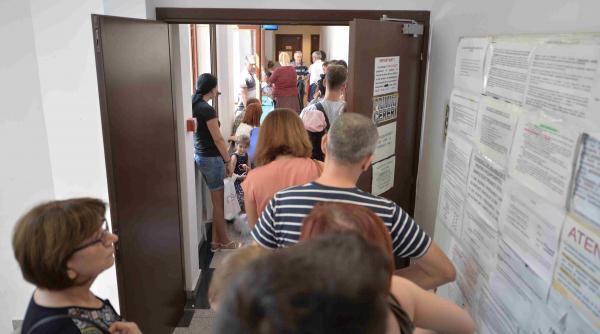 Amenzi pentru funcționarii care îți cer copie după