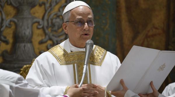 Papa Leon al XIV-lea în Spania: Lumea traversează 