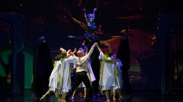 Ultimele bilete disponibile la Bucharest Opera Festival, la Carmen’s Love Affairs, Faust, Cenuşăreasa, Carmen, Adriana Lecouvreur și teatrul Noh japonez
