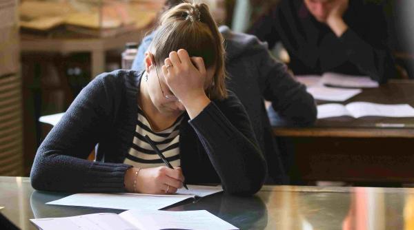 Revoluție la Bacalaureat: examenul va fi diferențiat în funcție de profil și specializare