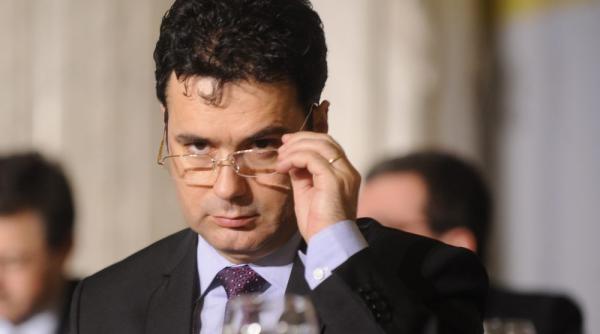 Remus Pricopie îi cere lui Nicușor Dan să convoace de urgență consultări politice