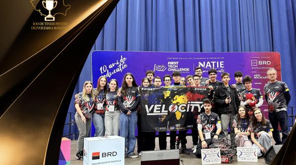 Campioana mondială la robotică în SUA, echipa „Velocity”, continuă cursa spre MTI și se înscrie în „100 de tineri pentru dezvoltarea României”