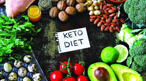 Dieta care întinerește creierul: Ce trebuie să mănânci ca să oprești boala Alzheimer