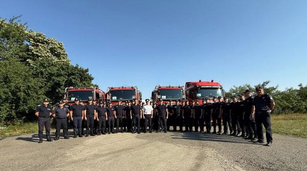 40 de pompieri români vor interveni pentru stingerea incendiilor de vegetație în Franța