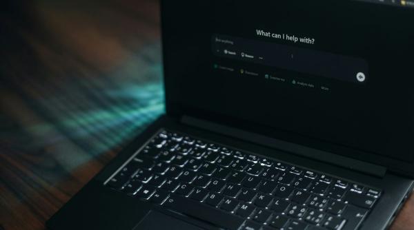 Dezvoltăm România Sustenabil: Educație digitală ca un antivirus uman
