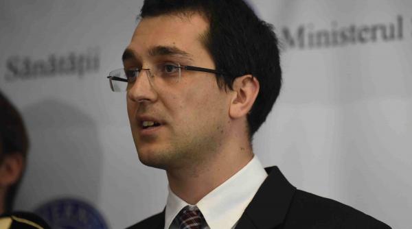 „Superman” și „Magicianul” se acuză reciproc în tunul vaccinurilor. Statul, dator 600 de milioane. Prejudiciul ajunge la peste un miliard. Imposibil de recuperat