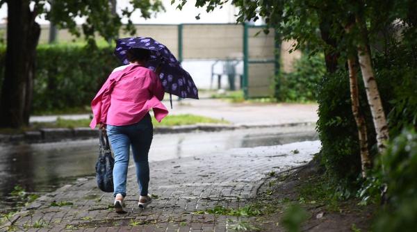 Alertă meteo imediată de vreme severă! Ploi torențiale, descărcări electrice și grindină. Iată lista localităților afectate