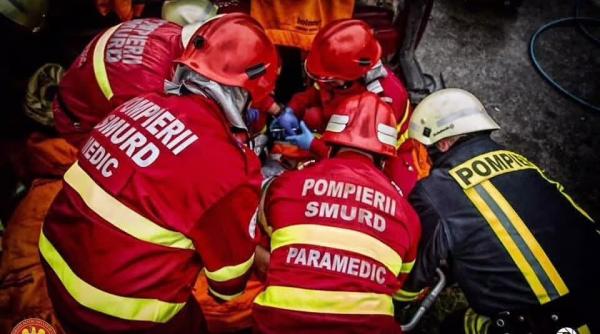 Accident: Un microbuz cu 11 persoane s-a răsturnat în Vrancea. A fost activat Planul Roșu