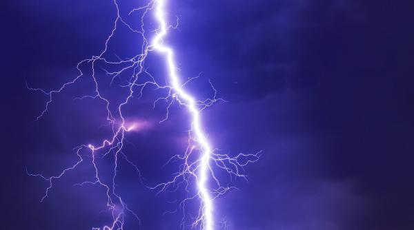 romania furtuni ploi torentiale vijelii grindina