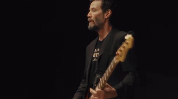 Keanu Reeves vine la Electric Castle 2026. Cum a ajuns basist în trupa Dogstar după un drum la supermarket