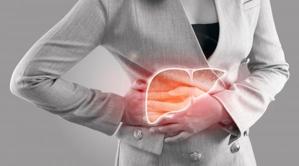 „Detoxifierea ficatului” poate fi o capcană. Ce spun medicii despre suplimente