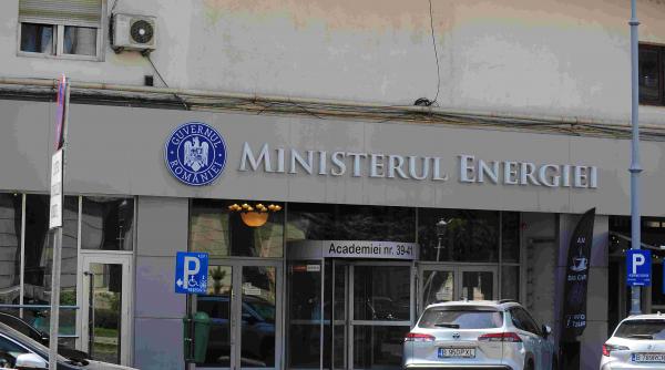 Toate sediile ministerelor părăsite de miniștrii PSD, prin demisie, fac obiectul operațiunilor de curățenie, inclusiv de dezinsecție și deratizare