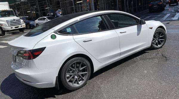Mașină electrică sau pe benzină? Calculul real, pe cifre, pentru România