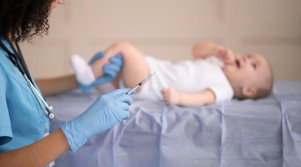 parinti refuz injectia vitamina k nastere risc hemoragie cerebrala