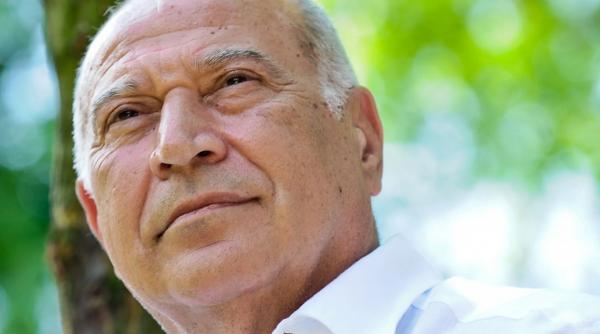 Coada care spune o altă poveste despre România: sute de oameni au ales cultura