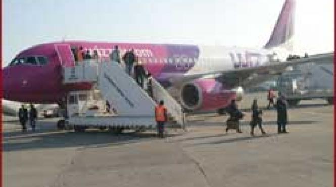 curse aeriene batalia pentru zboruri ieftine