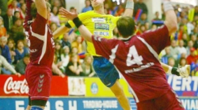 handbal sase vine barajul