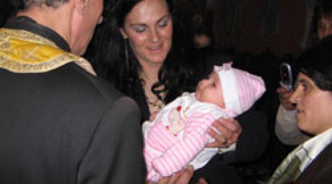 monden handbalista victorina bora si a botezat fiica