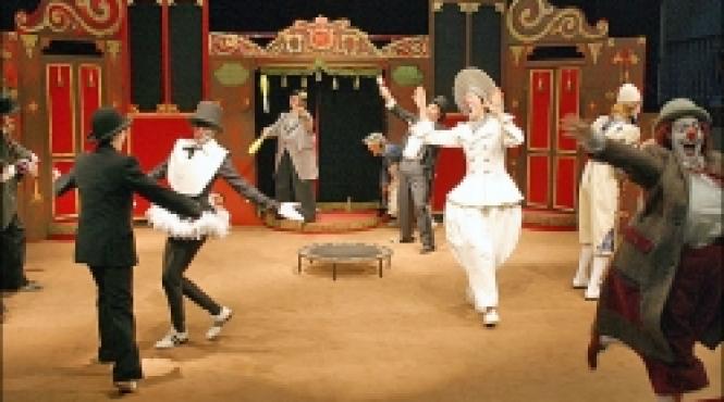 premiera la teatrul masca clovnii nostri cei de toate zilele