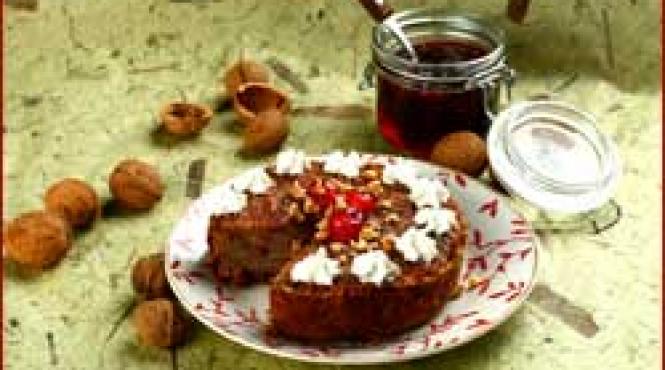 dulceata de visine frumos ornata incanta copiii si nu numai