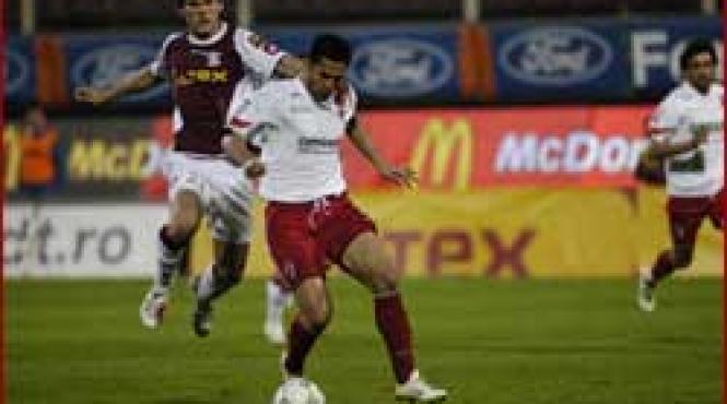 rapid dinamo 1 4 giulestenii sunt revoltati de arbitraj