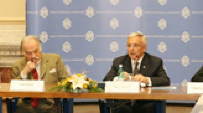 leul rocky finantist isarescu spune ca vom trece la euro cand vom fi pregatiti