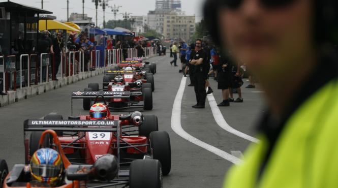 bolizii au luat startul