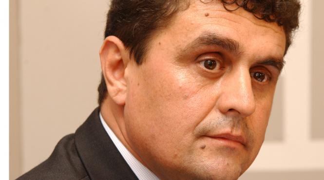 exclusi din partide pe motiv de basescu