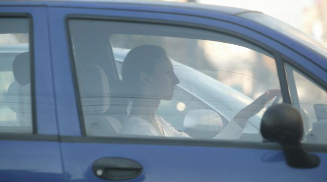 ceata hands free ul fura atentia soferilor