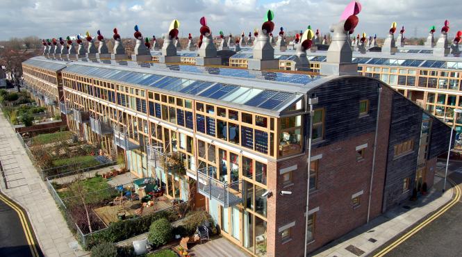 satul solar din londra