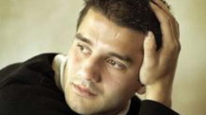 eu cu cine semnez chivu in pole position