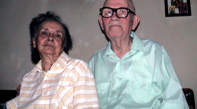 merg acasa fara pasaport