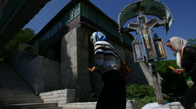 martirizat de comunisti canonizat la saharna