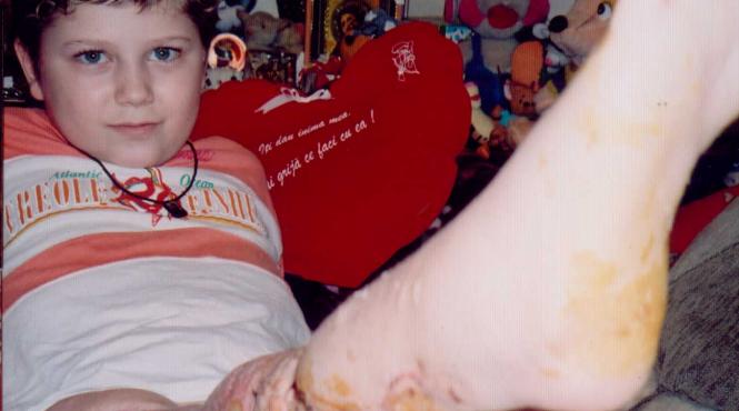 cristi povestea zambetului trist