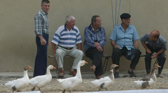 trei limbi la 150 de mii de gagauzi