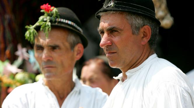 targ de fete cocos la muntele gaina