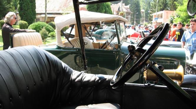 masina regelui mihai expusa la sovata