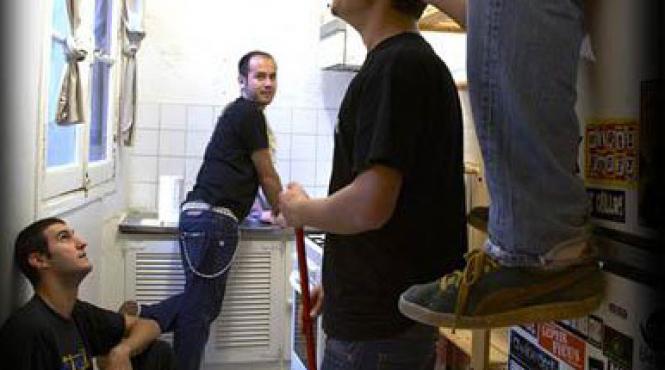 seara punk in basement