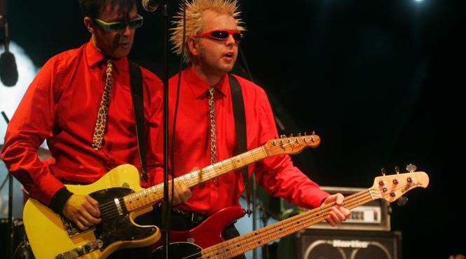 stufstock toy dolls vs elvis presley