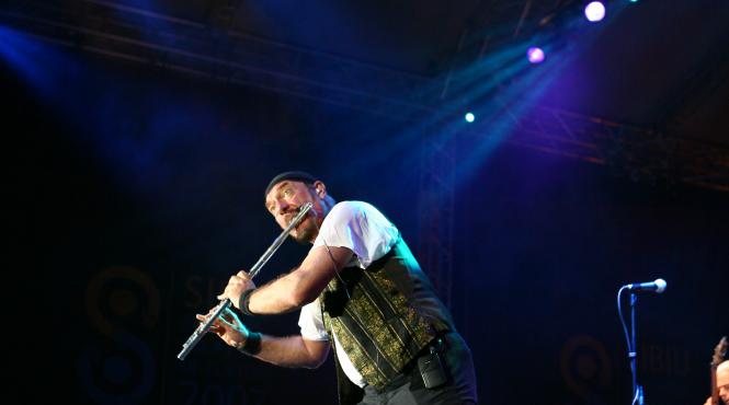 vrajiti de flautul lui ian anderson