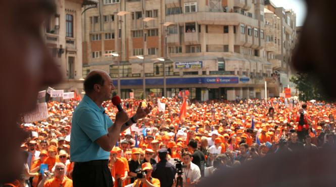 uninominalul ii aduce lui basescu puterea absoluta