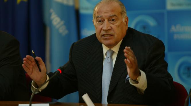 dan voiculescu a demisionat din senat