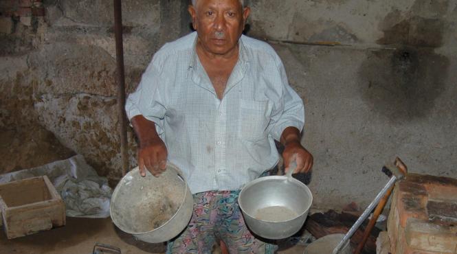 ultimul pieptanar din targu frumos