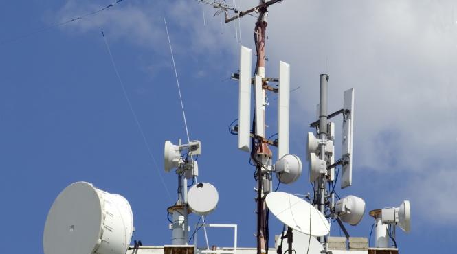 disputa antene radiatii si asociatii