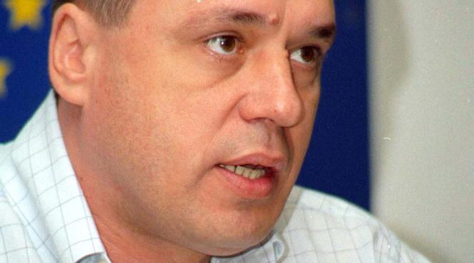 noi acuzatii de politie politica